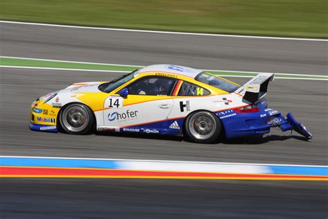 File:Porsche race car Engelhart09 amk.jpg - Wikimedia Commons