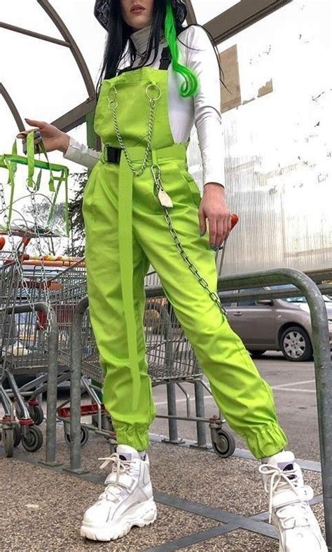 Neon Green Jumpsuit | Неоновые наряды, Неоновая одежда, Корейские модные стили