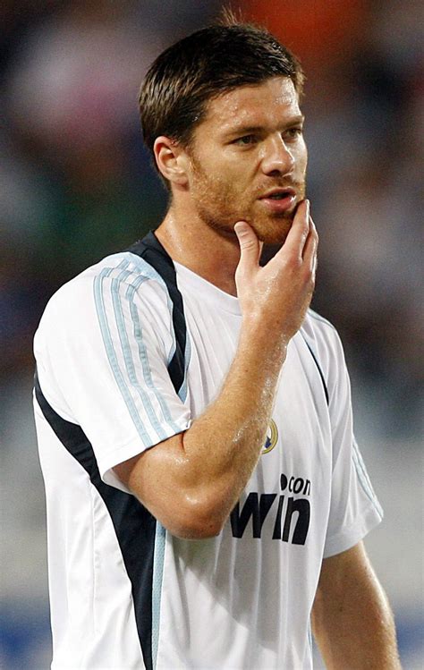 Xabi Alonso Xabi Alonso, Real Madrid, Uniform, Football, Guys, Mens ...