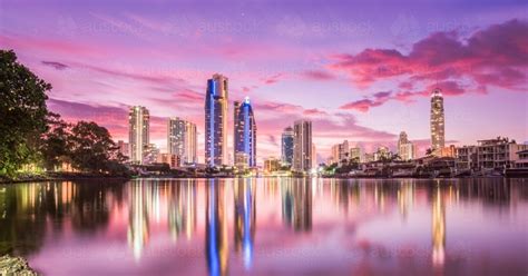 Image of Surfers Paradise skyline during a pink pre sunrise dawn ...