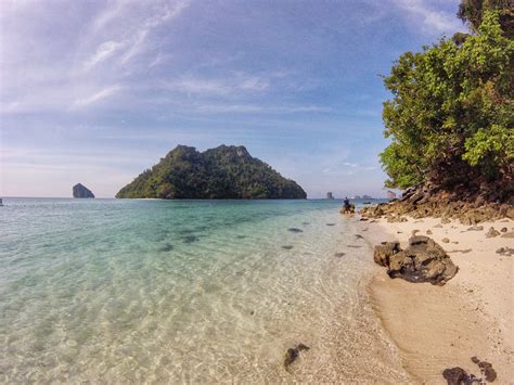 Krabi Island Hopping - ( A brief overlook of our time in Krabi)