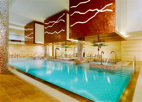 4* Sheraton Athlone Hotel with Spa and indoor pool for €100/double - Ireland Travel Deals ...