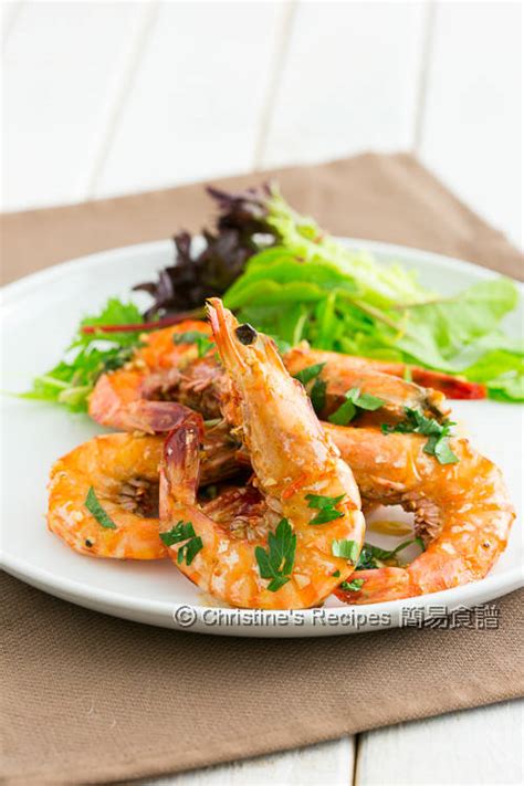 Garlic Butter Tiger Prawns (Tutorial Video) | Christine's Recipes: Easy Chinese Recipes ...