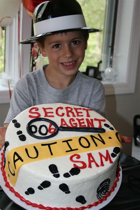 Sam's Spy themed Birthday Cake, Agent 006 for his 6th birthday. | Spy birthday parties, Spy ...
