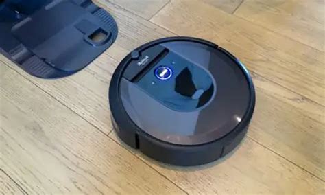 Roomba 690 Robot Vacuum Review in 2024 - Cleaning Beasts