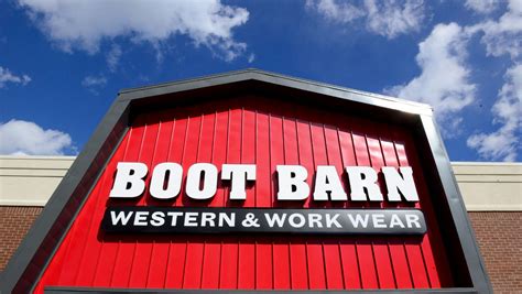 Boot Barn opens on Vann Drive