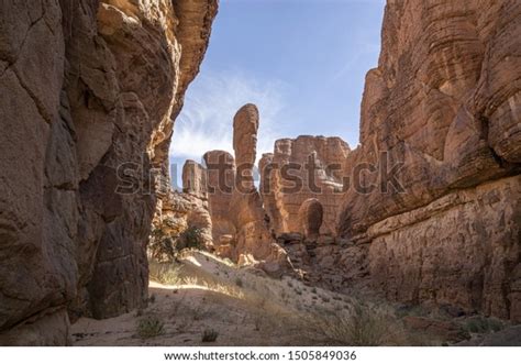 Best Ennedi Plateau Royalty-Free Images, Stock Photos & Pictures ...