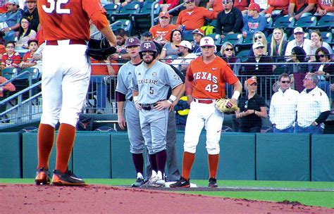 No. 13 Texas A&M baseball team loses in Austin | Baseball | theeagle.com