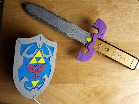 Hylian Shield and Master Sword by omnomphenomenonArt on DeviantArt