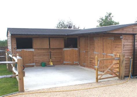 36+ Stable yard designs uk information | horsestabledesigns