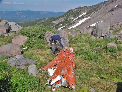 Mooney Airplane Crash Site Found on Mt. Hood (Part 1) - Oregon Hikers