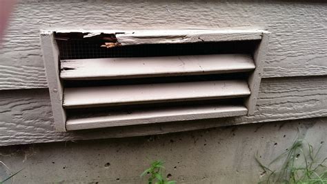 wood - Repair/replace foundation vents in wooden siding? - Home ...