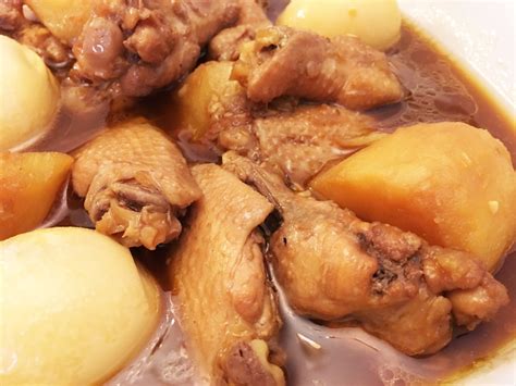 Semur Ayam (Chicken in Sweet Soy Sauce) Indonesian recipe