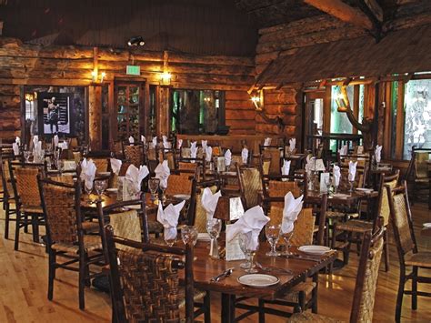 old-faithful-inn-dining-room-01 | Yellowstone National Park Lodges