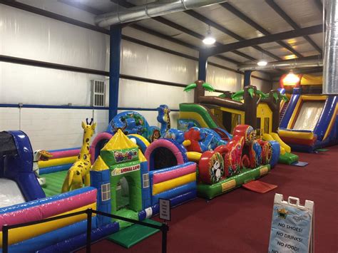 Bounce House in Knoxville, TN | Event Rentals and Indoor Inflatable ...