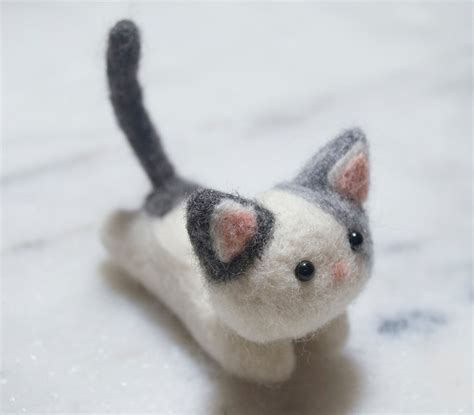 Needle Felted Cats - Everybunny Crafts