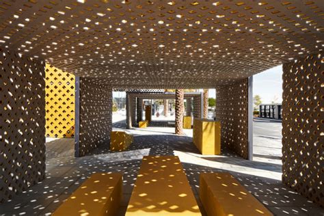 UMBRA Installation / TINKAH | ArchDaily