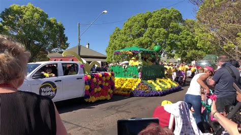 Toowoomba Carnival of Flowers Grand Floral Parade 2018 - YouTube