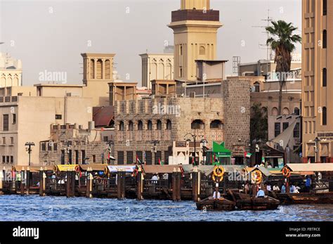 old town Dubai Stock Photo - Alamy