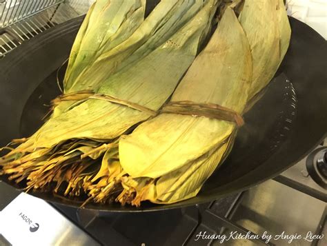 How to make chinese sticky rice dumplings - B+C Guides