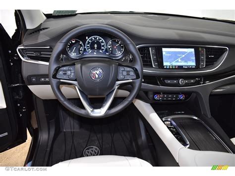 2022 Buick Enclave Avenir AWD Dashboard Photos | GTCarLot.com