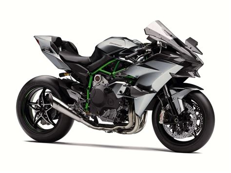 The 2022 Kawasaki Motorcycle Lineup + Our Take On Each Model - webBikeWorld