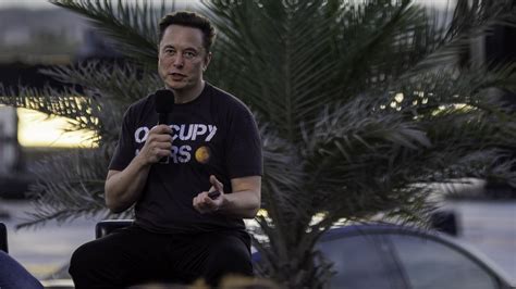 Musk on midterm election: "I recommend voting for a Republican Congress"