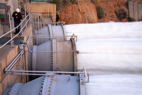 Grand Canyon flood experiment to help Colorado River beaches begins