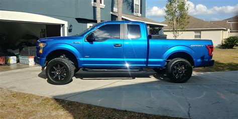 View build 4 Inch Lifted 2016 Ford F-150 2WD | Rough Country