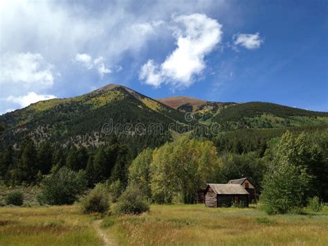 Cabin in the Rocky Mountains Stock Image - Image of path, mountains ...