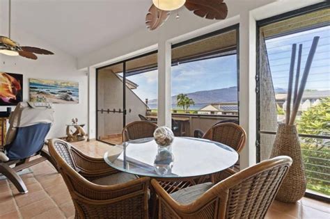 Just Listed Kihei Holiday: Vacation Rentable Condo With an Ocean View ...