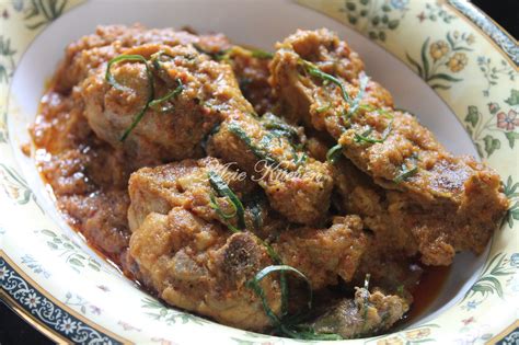 Rendang Ayam Cicah Dengan Nasi Impit Yang Sedap - Azie Kitchen