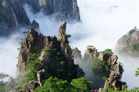 Top Ten Famous Mountains in China, Most Beautiful Mountains in China ...