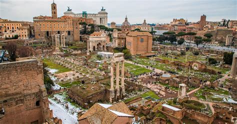 Explore the Ruins of the Roman Forum & Palatine Hill, Rome, Italy