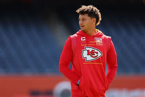 WATCH: Patrick Mahomes and daughter Sterling star in cute new Oakley ...