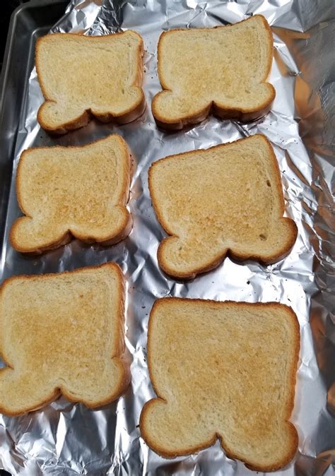 How To Toast Bread In Oven At 400 Degree Fahrenheit?