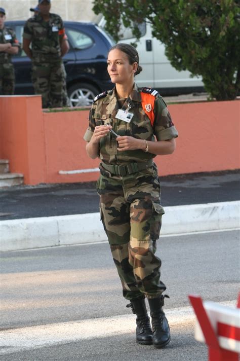 Women in Uniform - French army.