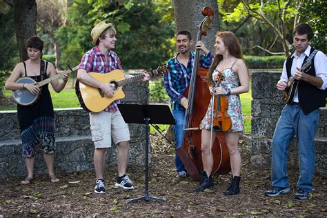 Big City Folk Band incorporates folk, Americana, Celtic music - The Miami Hurricane