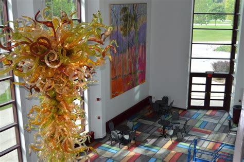 UW Green Bay Weidner Center unveils remodeled lobby