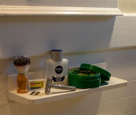 What Is a Safety Razor? This Guide Will Make You Consider Using One