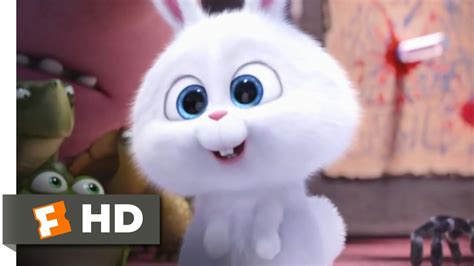 The Secret Life of Pets - Scary Snowball Scene | Fandango Family - YouTube