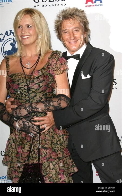 Oct 23, 2010 - Los Angeles, California, USA - Singer ROD STEWART, PENNY LANCASTER at the 32nd ...