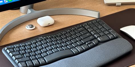 Logitech Wave Keys adalah keyboard ergonomis baru yang berfungsi baik ...