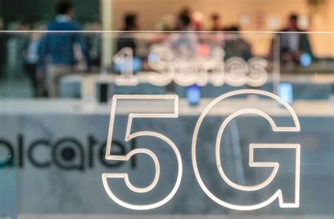 Analysts think global 5G smartphone shipments will overtake 4G in 2023 – TechCrunch