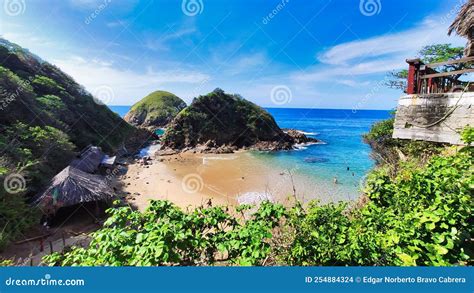 Playa Del Amor, Zipolite, Oaxaca, Mexico Stock Photo - Image of cove ...