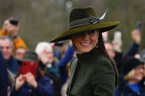 The Prince and Princess of Wales Attend Christmas Day Service 2022 ...