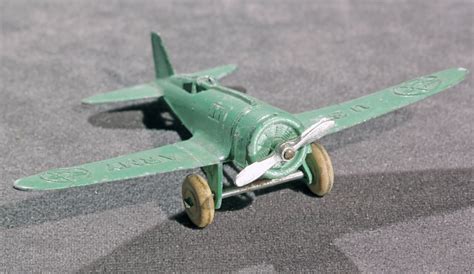 Old Antique Toys: Vintage Old Metal Toy Airplanes