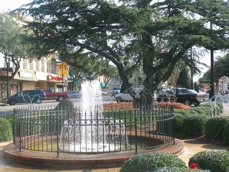 Downtown Fountain | Downtown Forest City, NC | Adam Prince | Flickr