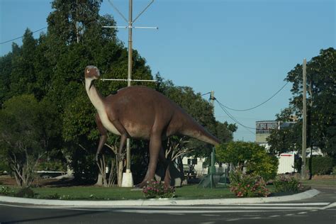 File:Hughenden-dinosaur-outback-queensland-australia.JPG - Wikimedia Commons