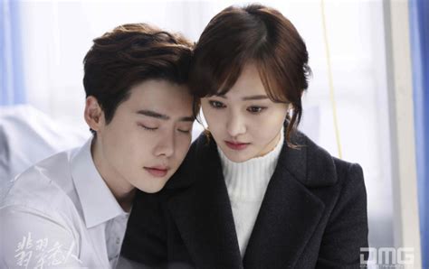 Lee Jong Suk's Korean-Chinese drama faces crisis as Zheng Shuang's ...